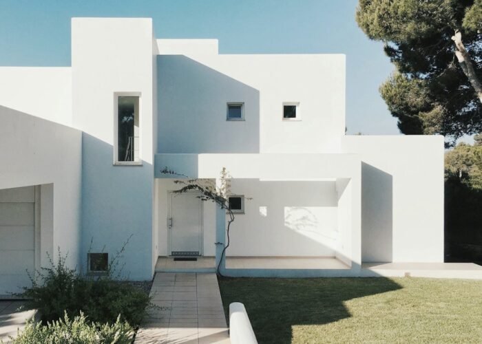Neros House